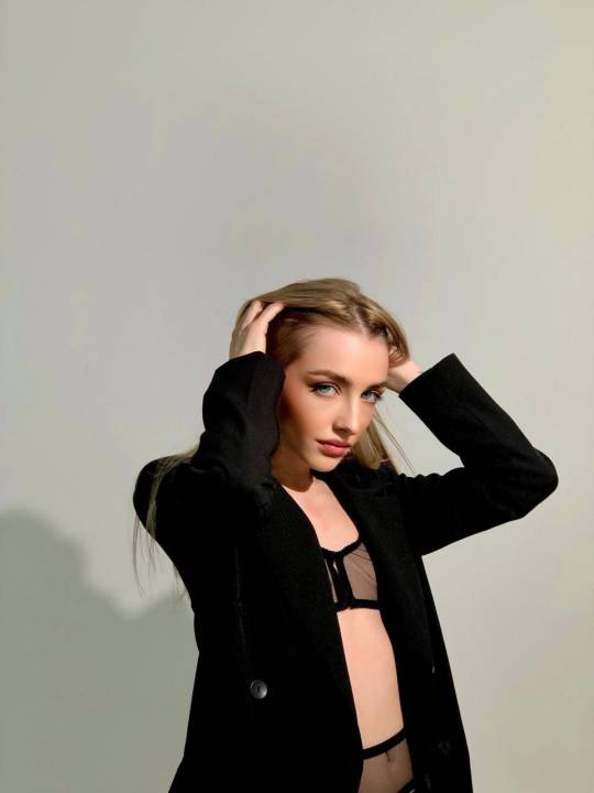 Ангелина фото 1690