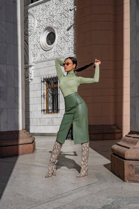 Нора фото 1709